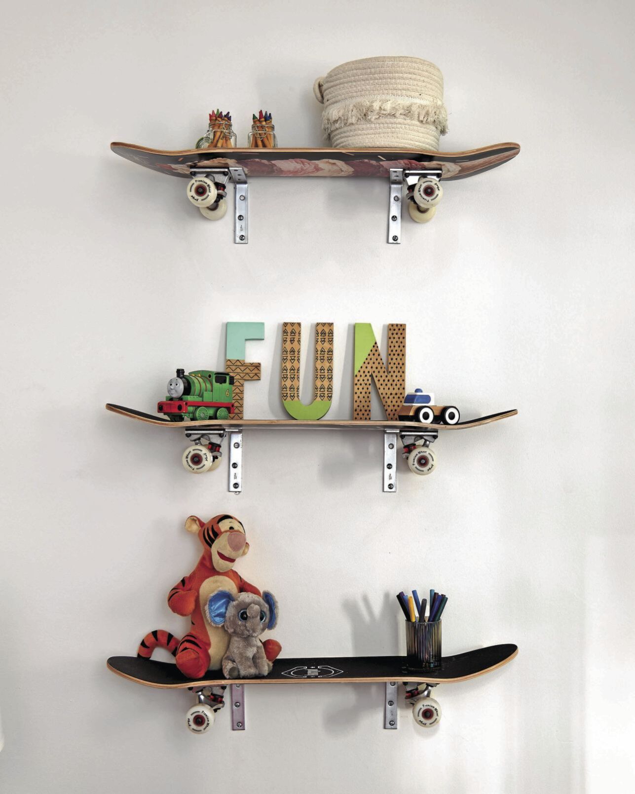 ATHOME-INTERIORS-COLORFUL-KIDS-ROOM-3-MCT